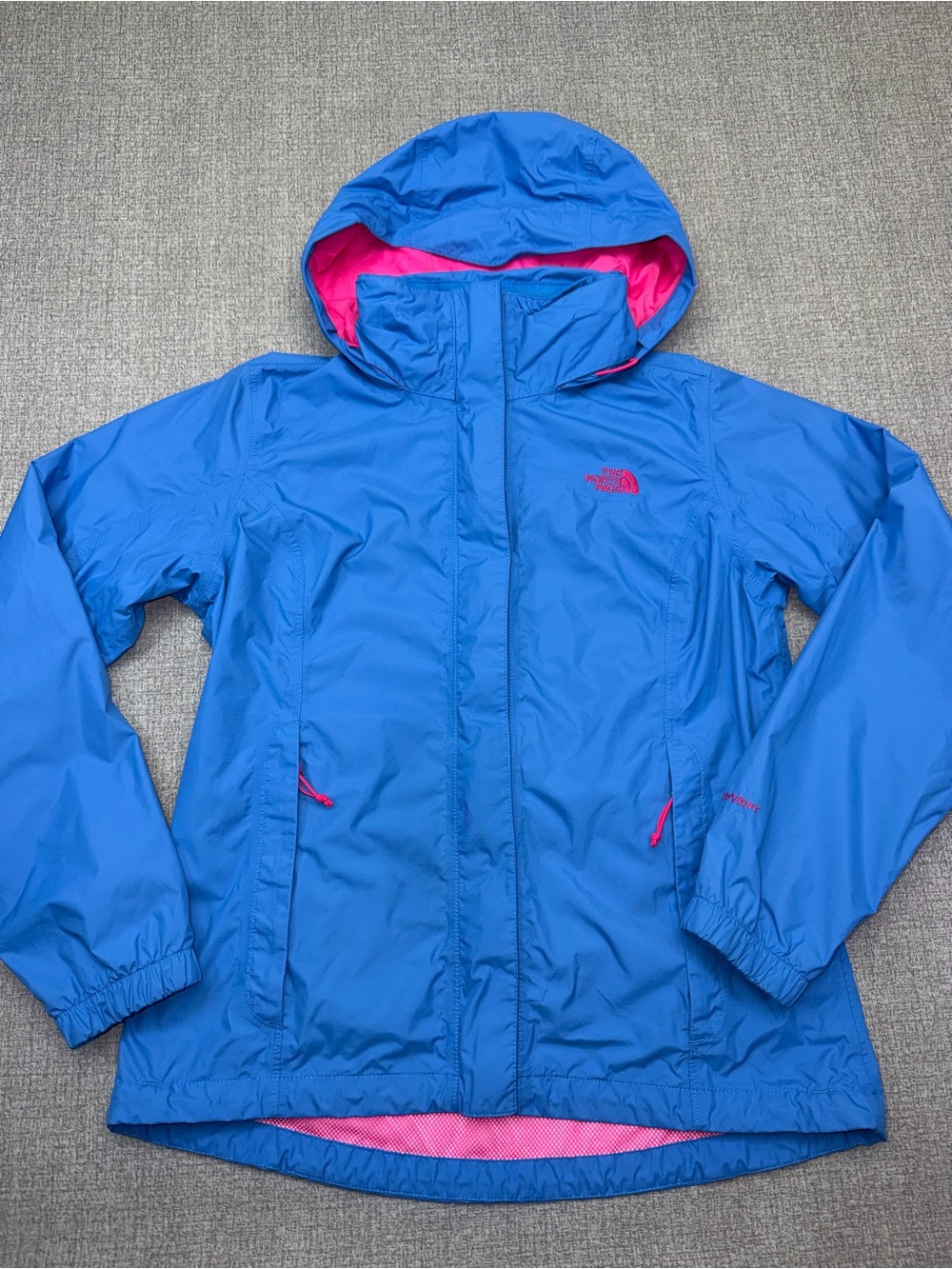 The North Face Women's Resolve Rain Jacket HyVent Hooded